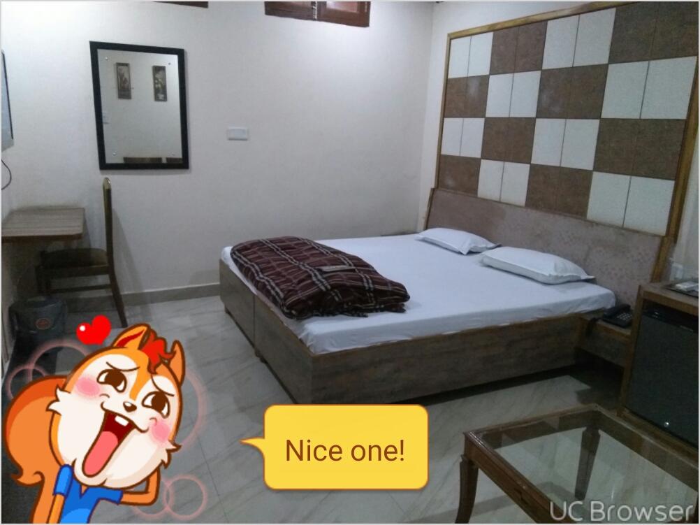 Hotel Palace Hoshiarpur ภายนอก รูปภาพ