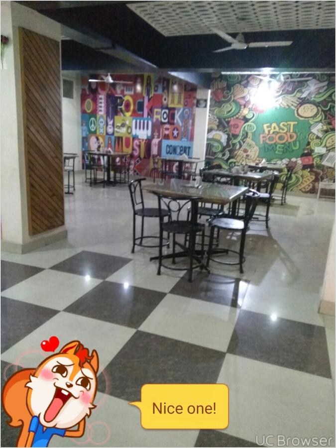 Hotel Palace Hoshiarpur ภายนอก รูปภาพ